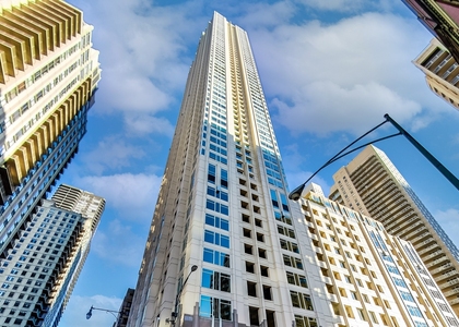 33 W Ontario Street - Photo 1