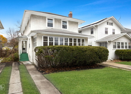 727 N Ridgeland Avenue - Photo 1