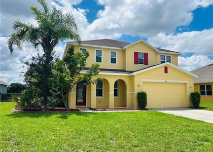 8041 Allamanda Court - Photo 1