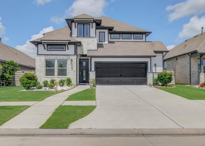 4722 Crest Hill Dr - Photo 1