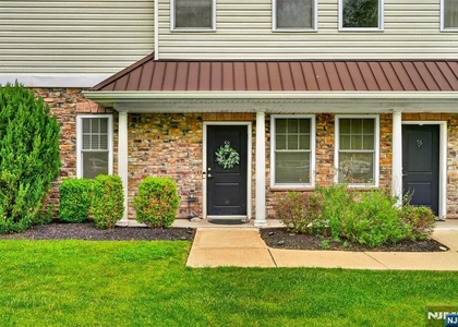 58 Elston - Photo 1