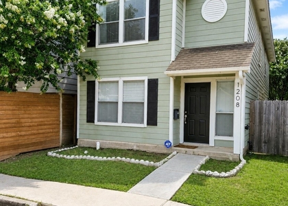 1208 Andrews Street - Photo 1