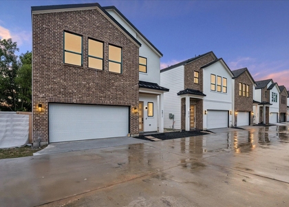 5819 Outer Banks Street - Photo 1