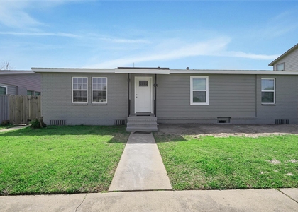 9 Becca Court - Photo 1
