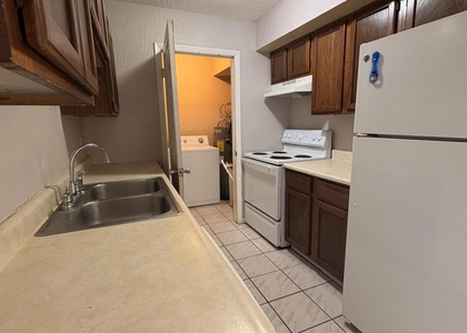 2101 Forest Knoll Drive Ne - Photo 1