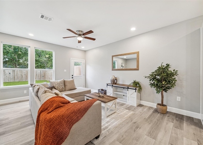 982 Randolph Street - Photo 1