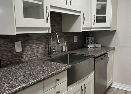 528 Golden Raintree Place - Photo 1