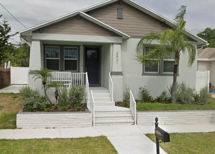 2531 W Walnut Street - Photo 1