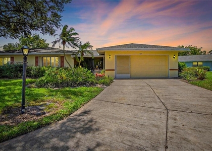 2221 Ivan Court - Photo 1