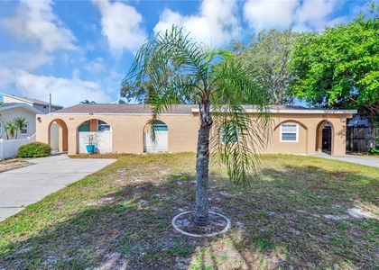 809 Illinois Avenue - Photo 1