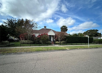 701 29th Avenue N - Photo 1