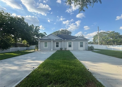 699 W Kaley Street - Photo 1
