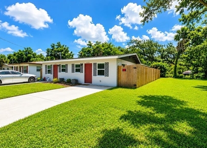 2728 Goodrich Avenue - Photo 1