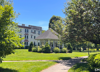 132 Summer Street - Photo 1
