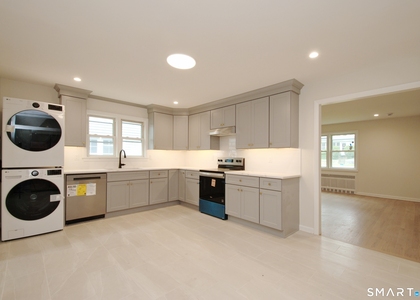 306 Courtland Avenue - Photo 1