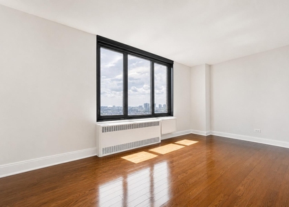 3333 Broadway - Photo 1
