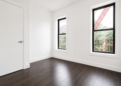 807 Quincy Street - Photo 1