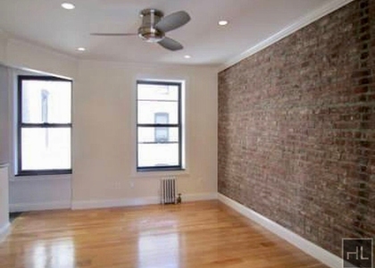 East 100th Street - Photo 1