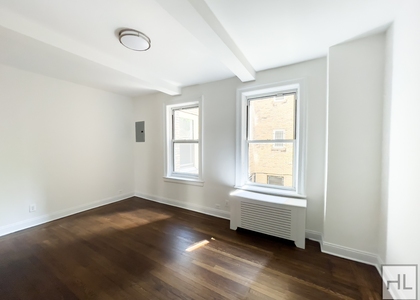 East 37 Street - Photo 1