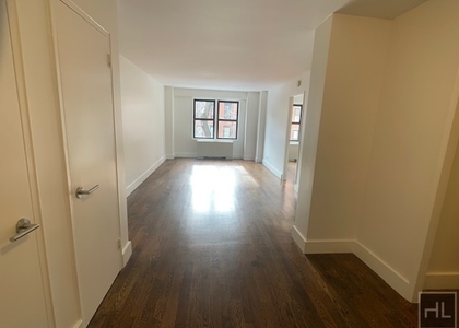 East 63 Street - Photo 1