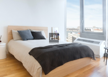 West 54th Street - Photo 1