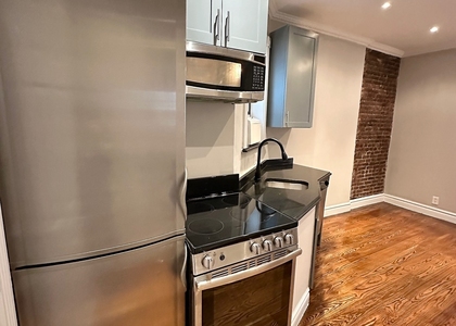 East 23 Street - Photo 1