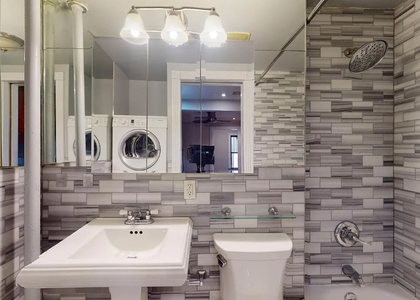 West 53 Street - Photo 1