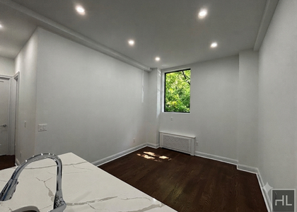 West 68 Street - Photo 1