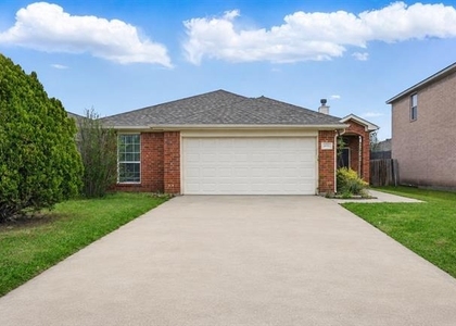 1040 Castille Drive - Photo 1