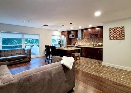 5815 Phoenix Drive - Photo 1
