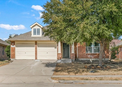 2733 Sunlight Drive - Photo 1