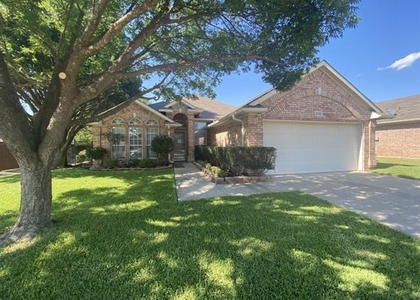2751 Crystal Glenn Circle - Photo 1