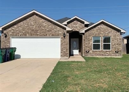 2208 Oliver Street - Photo 1