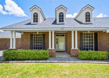 2621 Taylor Boulevard - Photo 1