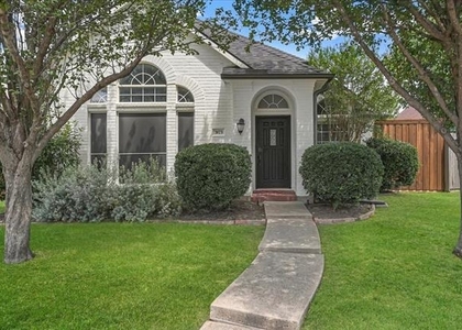 3173 Riverside Drive - Photo 1