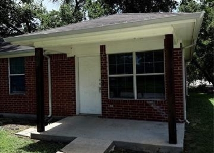 400 Blackwood Street - Photo 1