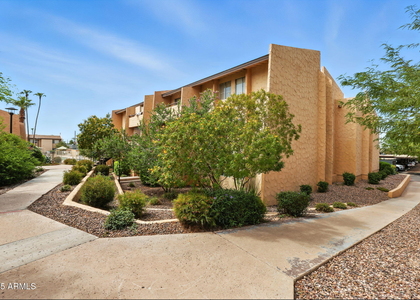 8055 E Thomas Road - Photo 1