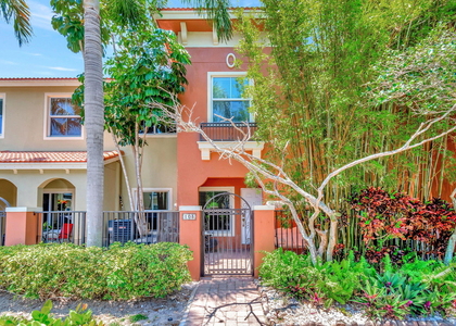 103 Monterey Bay Drive - Photo 1
