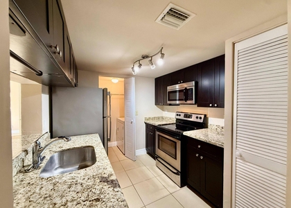 9901 Westview Drive - Photo 1