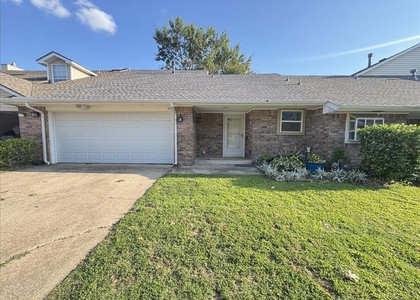 905 Rambling Oaks Drive - Photo 1