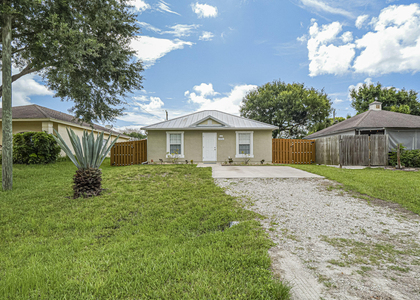 1456 25th Court Sw - Photo 1