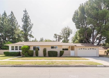 10826 Blucher Avenue - Photo 1