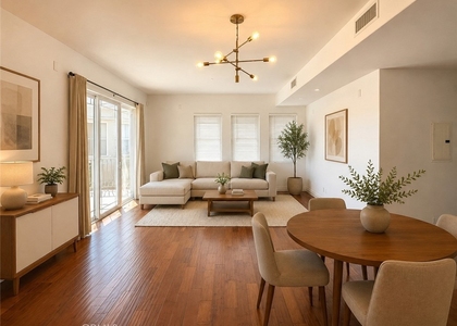 917 S New Hampshire Avenue - Photo 1