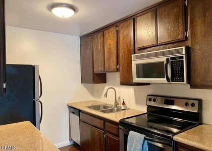 5850 Benner Street - Photo 1