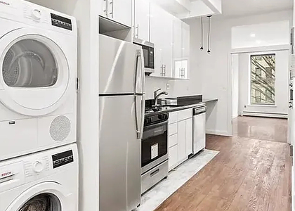 551 Manhattan Avenue - Photo 1