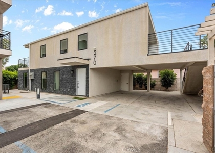 270 11th - Photo 1