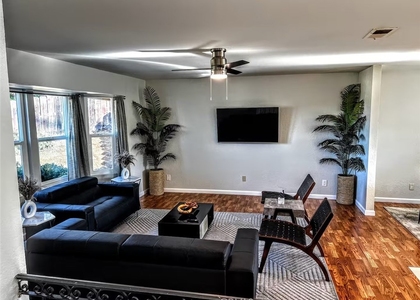1811 Navajo Place - Photo 1