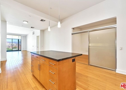 3223 W 6th Street - Photo 1