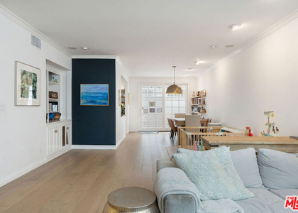 1802 California Avenue - Photo 1