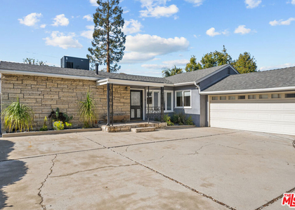 5127 Gaynor Avenue - Photo 1